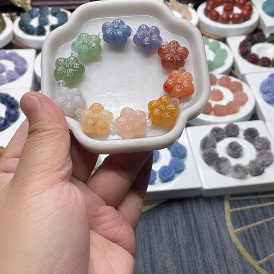 石英质玉（非洲翠）合金手串