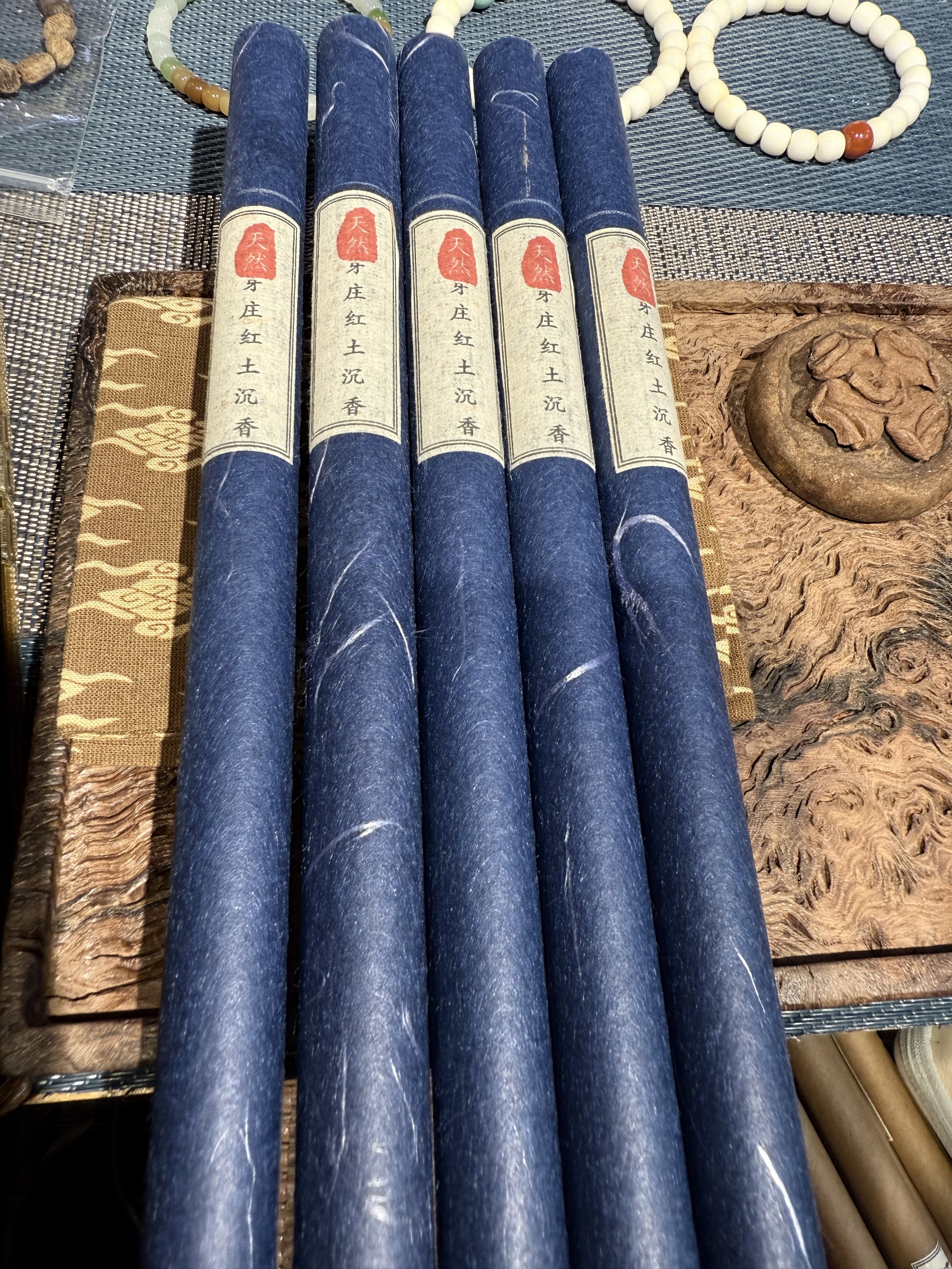 芽庄红土沉香，香味微甜，韵味悠远