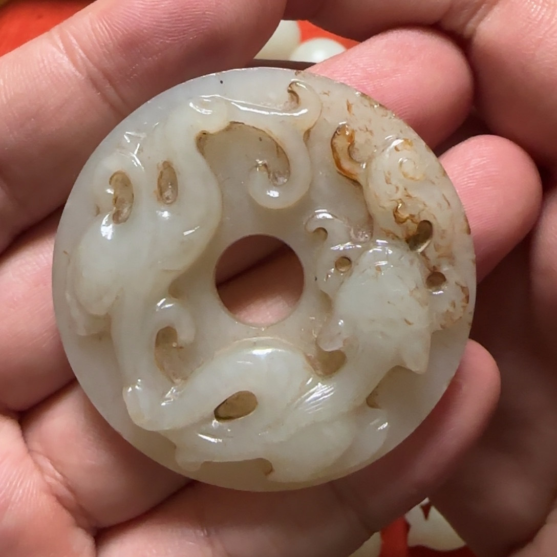 中***业和田玉未镶嵌挂件