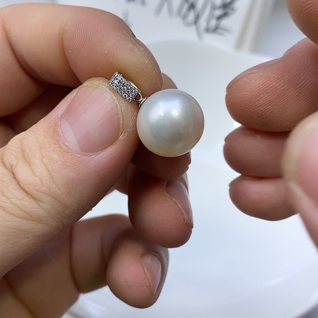 海水珍珠18K金镶嵌颈饰