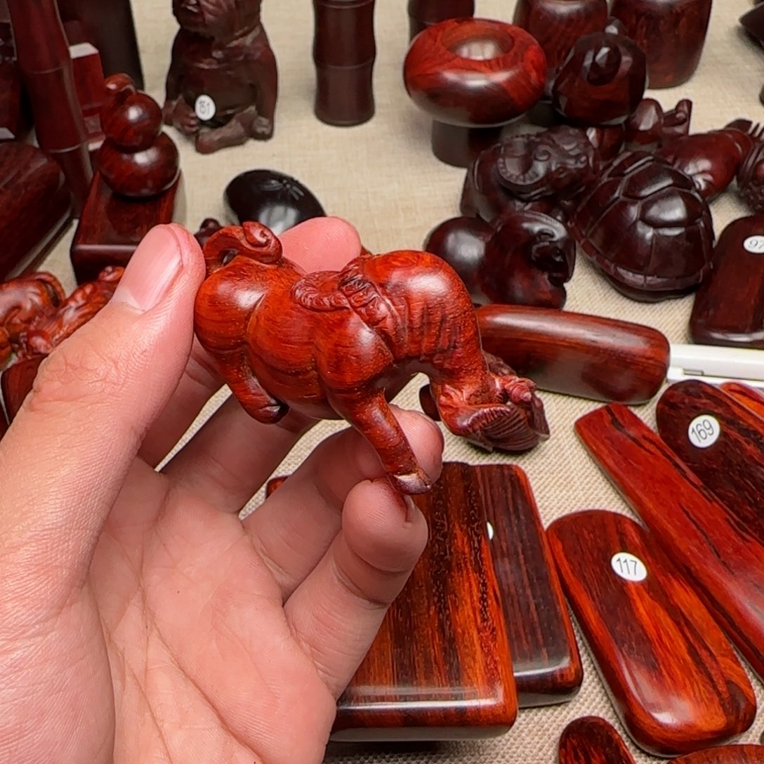 檀香紫檀（小叶紫檀）白**了