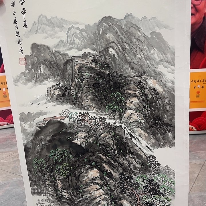 国画安徽大学教授在接受采访时表示。