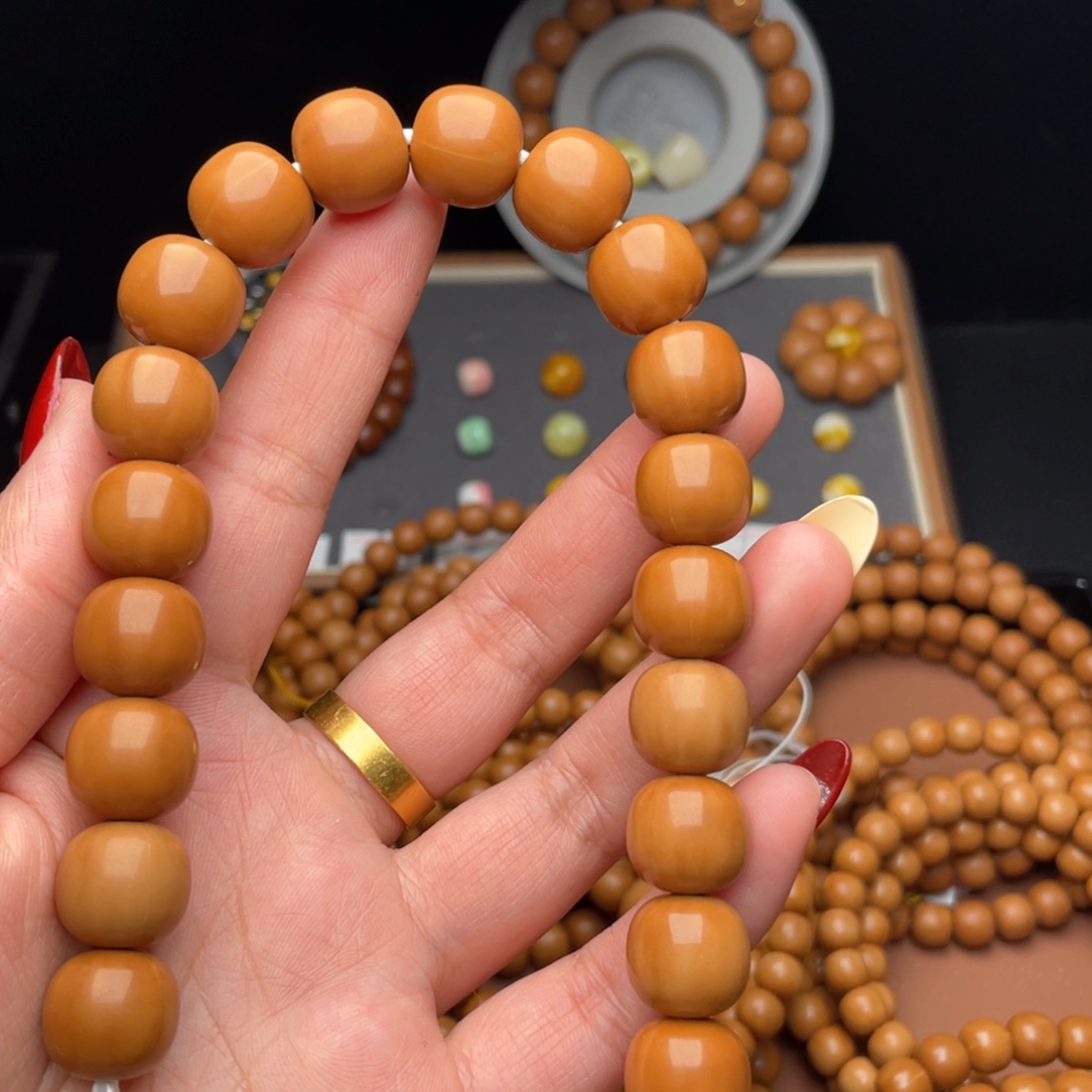 住***猪吊坠猴头核桃全品龙岩