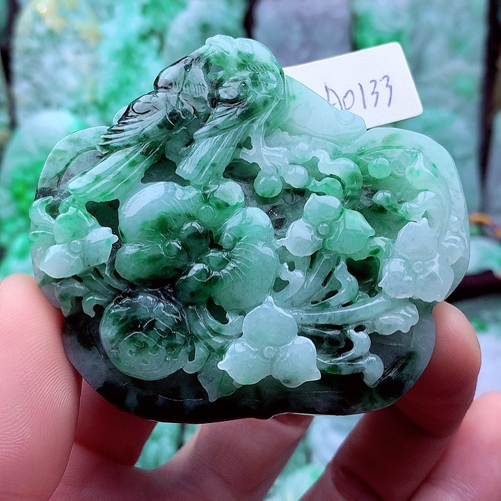 翡翠未镶嵌吊坠(不含链)