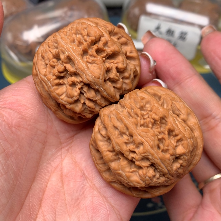 文玩核桃把件45-13933-9