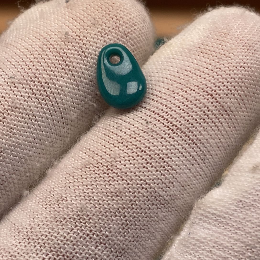 绿松石未镶嵌珠宝奇石0.4g