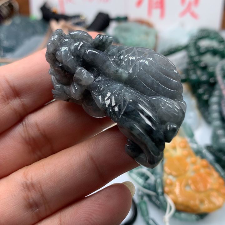 翡翠颈饰未镶嵌保真天然A货翡翠