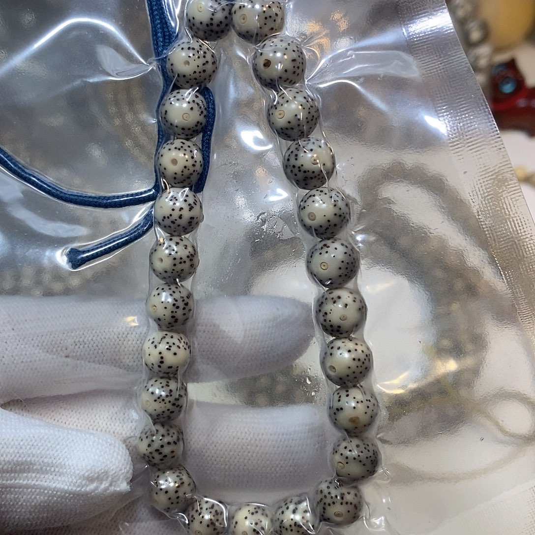 星月菩提吊坠9圆石玉手持