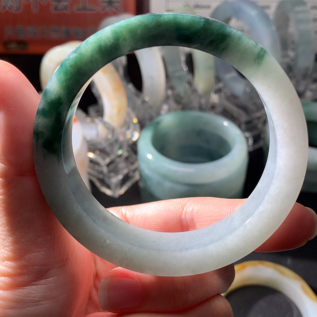 定制翡翠手镯未镶嵌