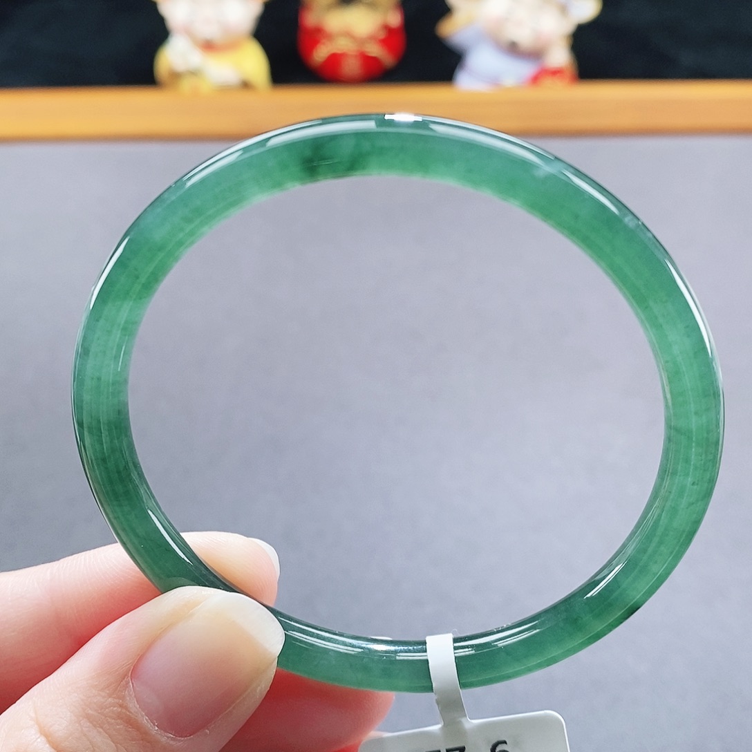 翡翠未镶嵌手镯43