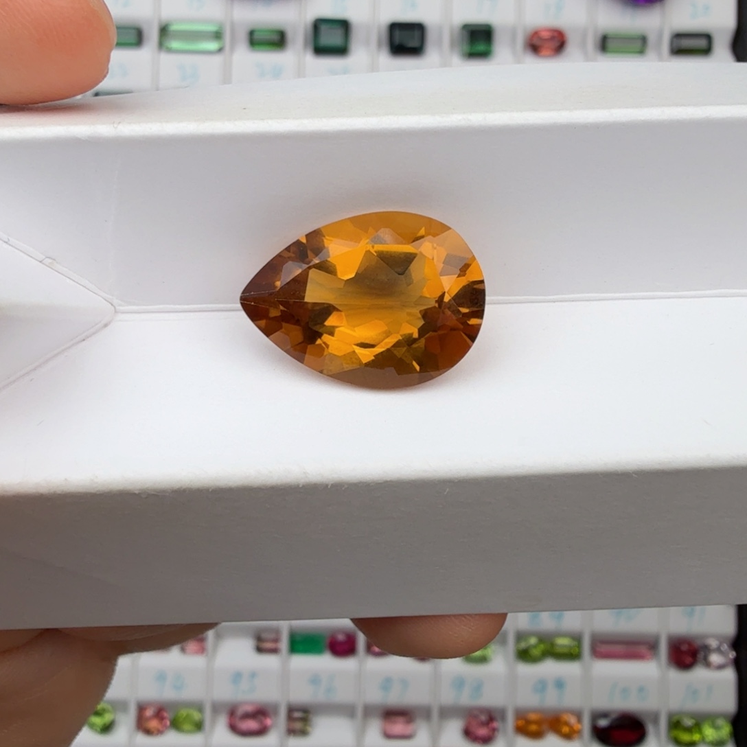 慕***岚水晶笔搁未镶嵌天然