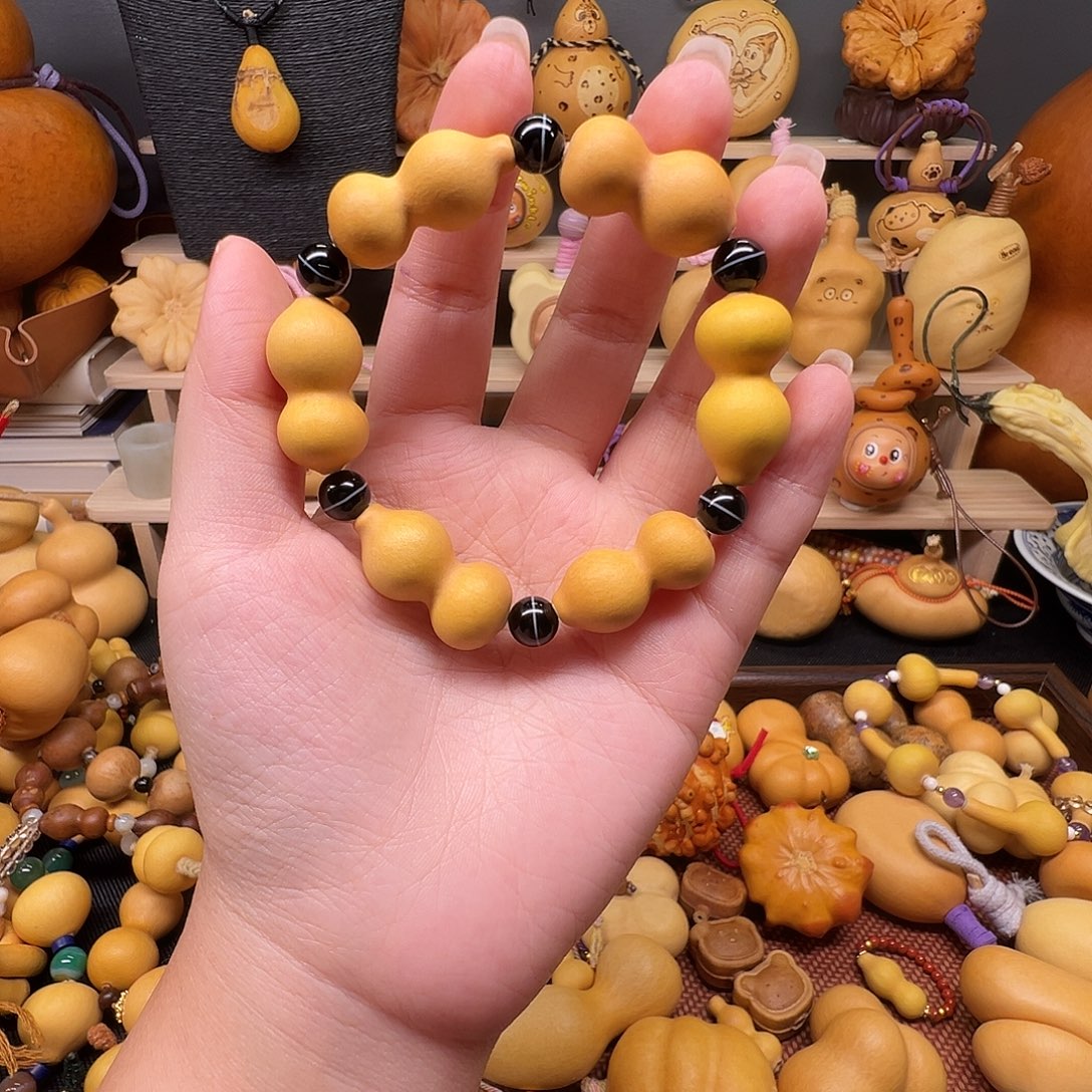 M***️香榧木一物一拍不退不换