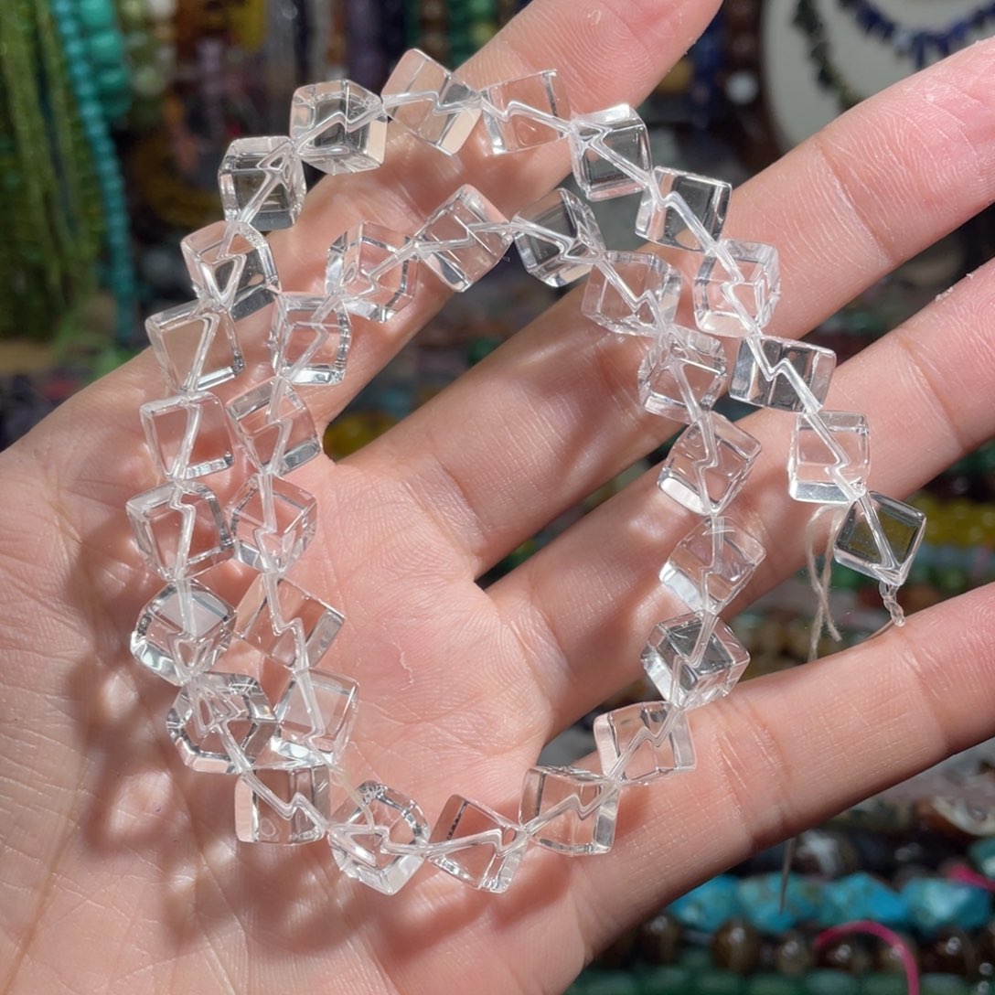 石英质玉，天然白水晶斜方8×8mm，5颗，未镶嵌