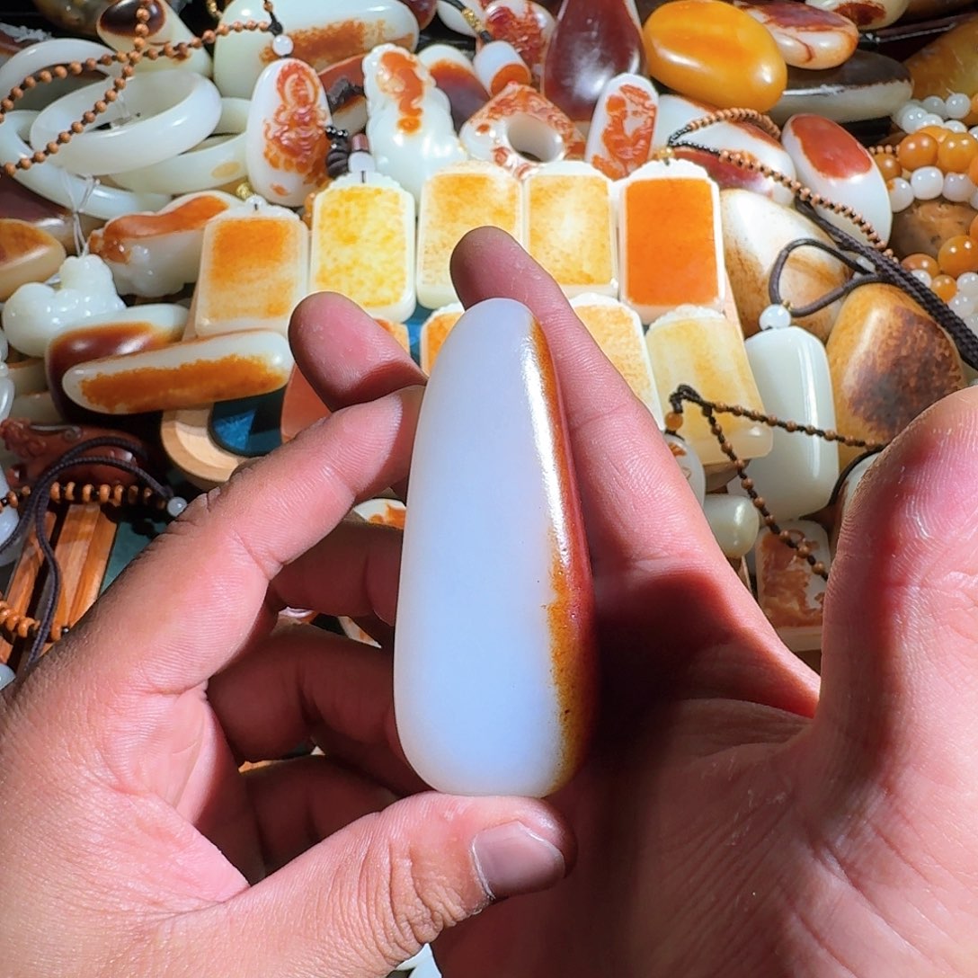 和田玉挂件未镶嵌已*置