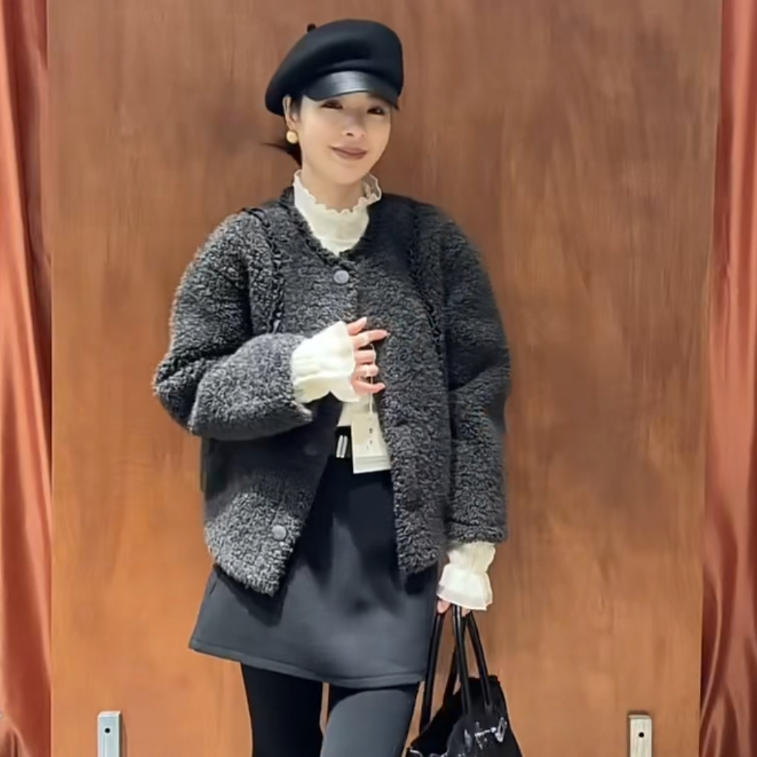 大月家【爆款花边环保羊羔毛】冬季百搭显瘦气质款外套