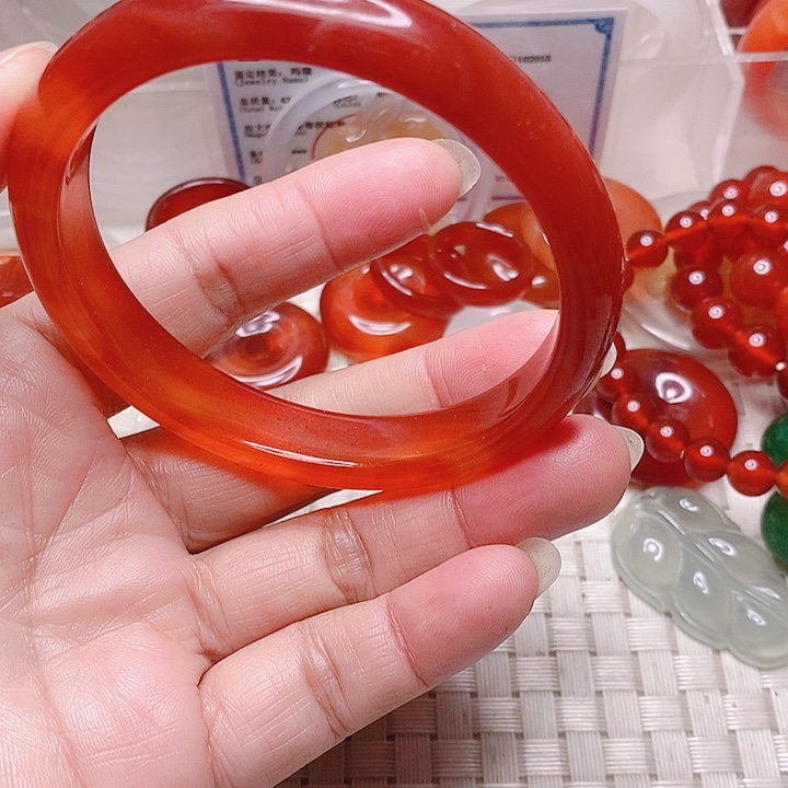 玛瑙/玉髓未镶嵌手镯