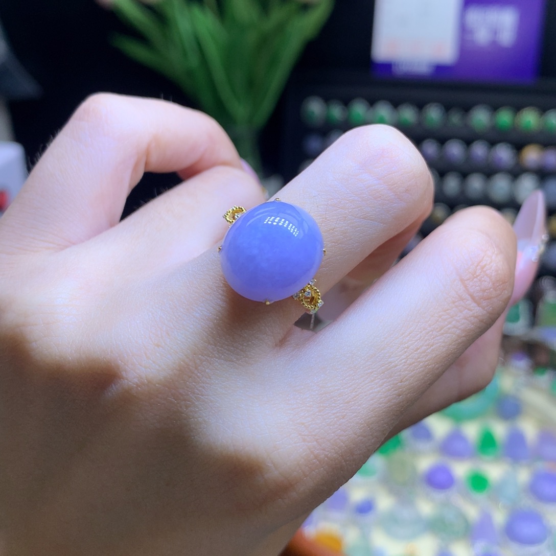 翡翠18K金镶嵌颈饰天然