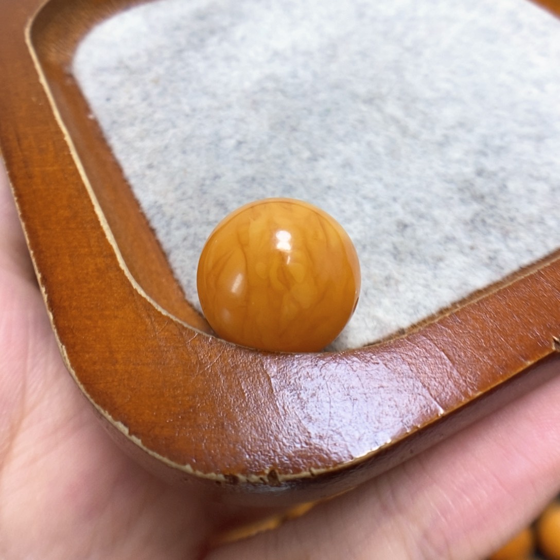 蜜蜡裸石未镶嵌凝*蜜蜡裸珠