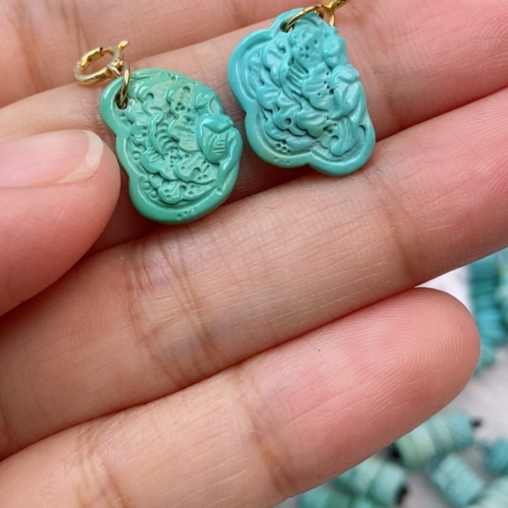 绿松石未镶嵌珠宝奇石