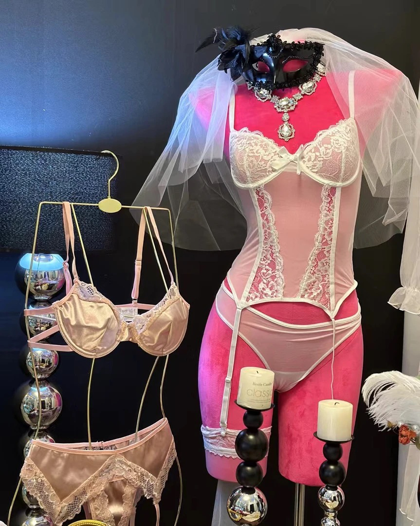 性感蕾丝绑带居家睡裙复古美式气质包臀裙