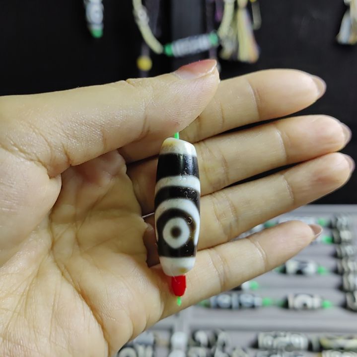 万***山玛瑙/玉髓未镶嵌颈饰