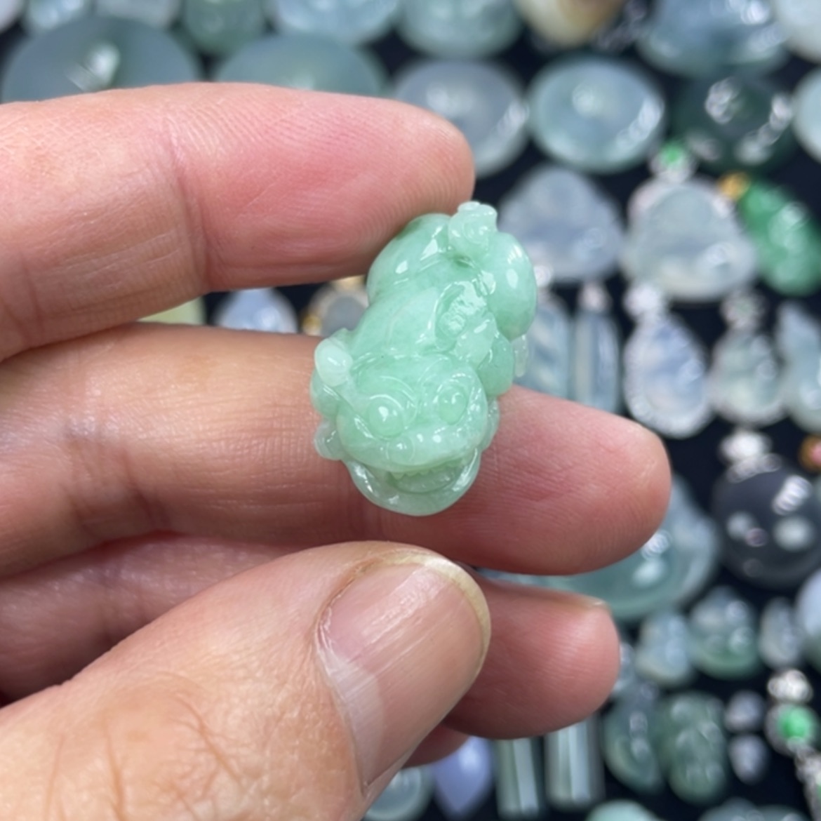 【闪购商品】翡翠颈饰未镶嵌翡翠