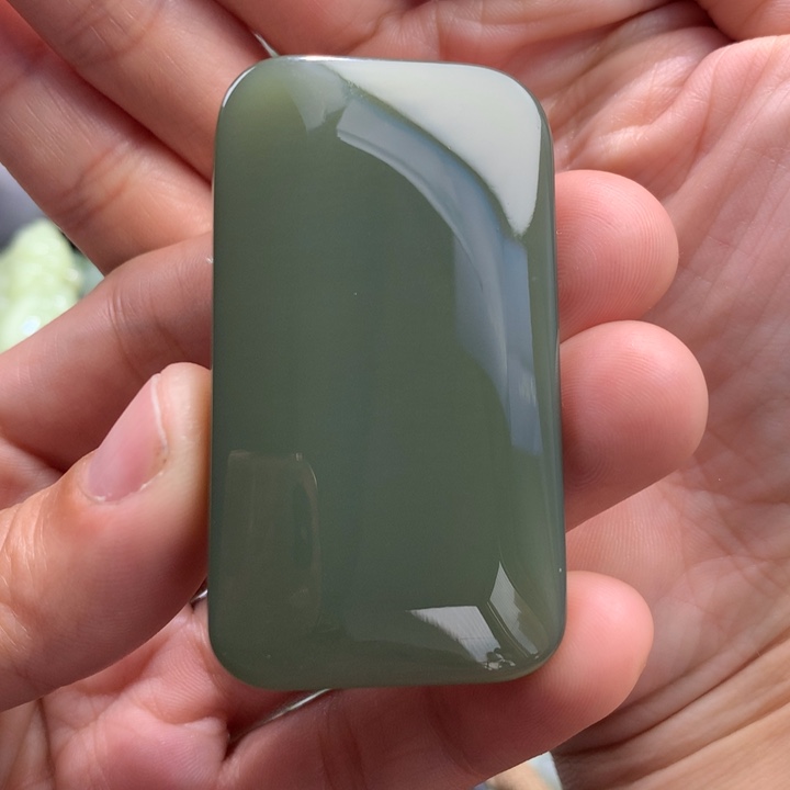 和田玉颈饰未镶嵌角*落