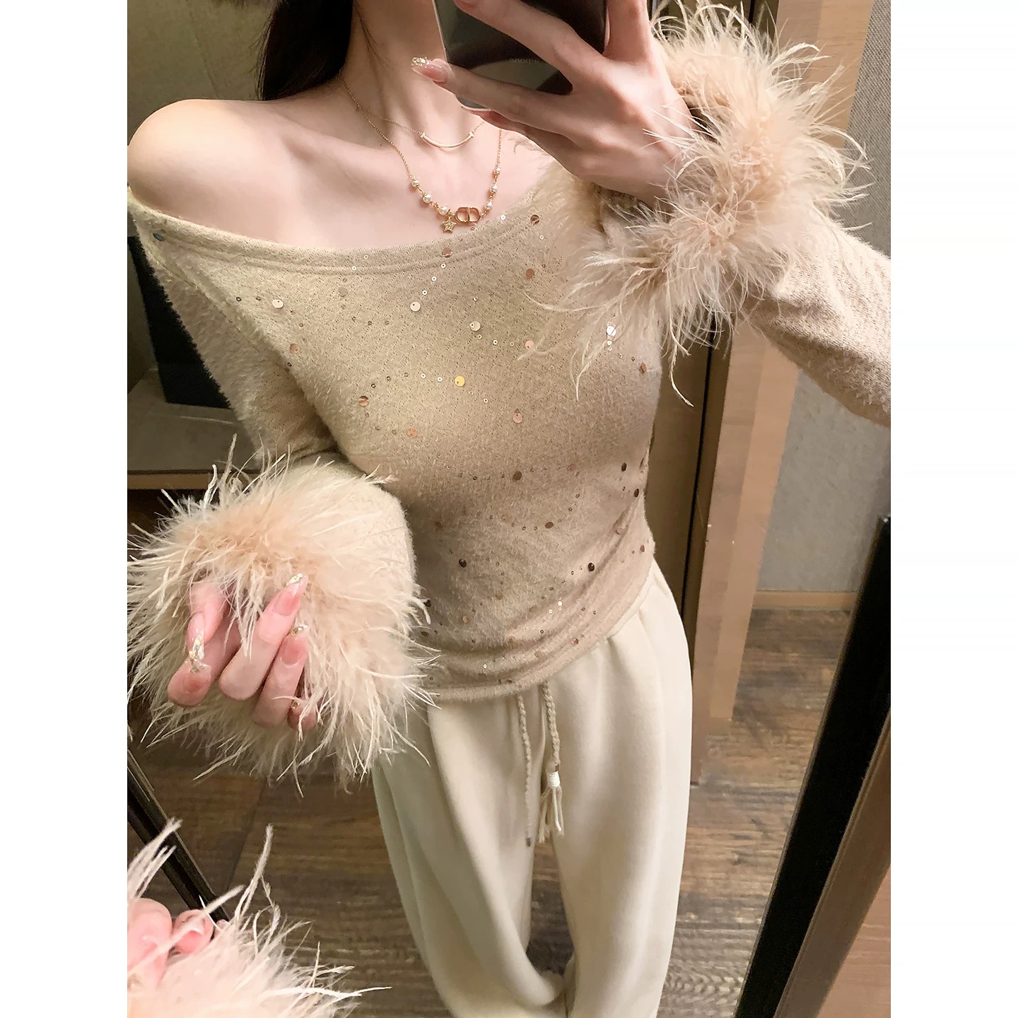 【千金派对】运补6米~亮片斜肩喇叭袖收腰长袖T恤女高级感修身上衣