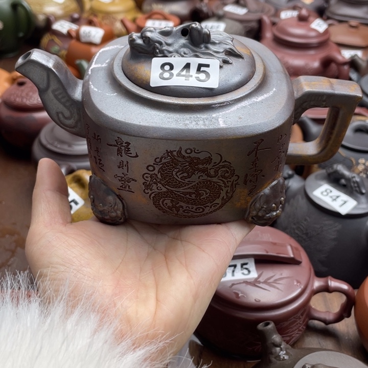 紫砂茶壶（**）紫砂微瑕