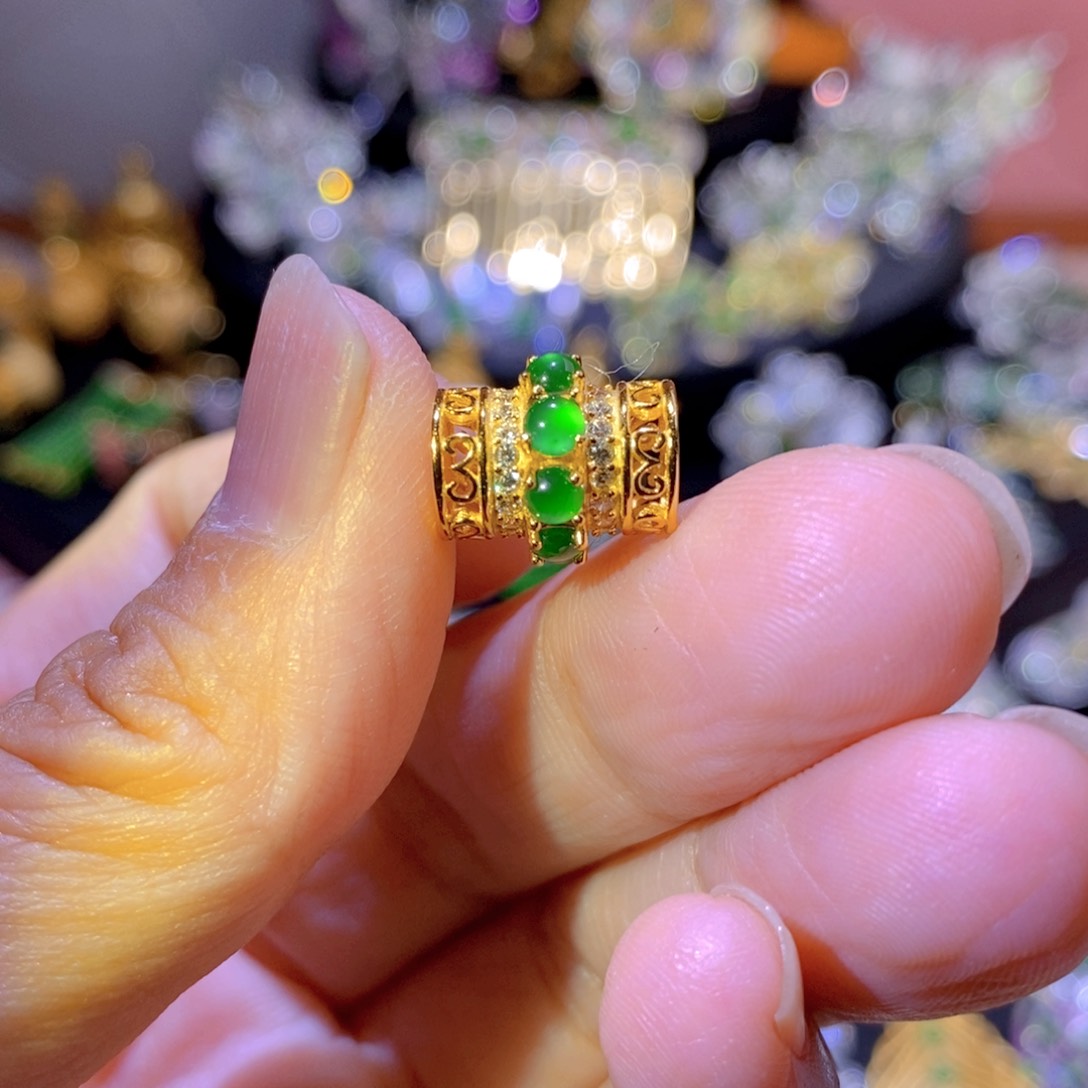 翡翠银S925镶嵌项圈天然翡翠 