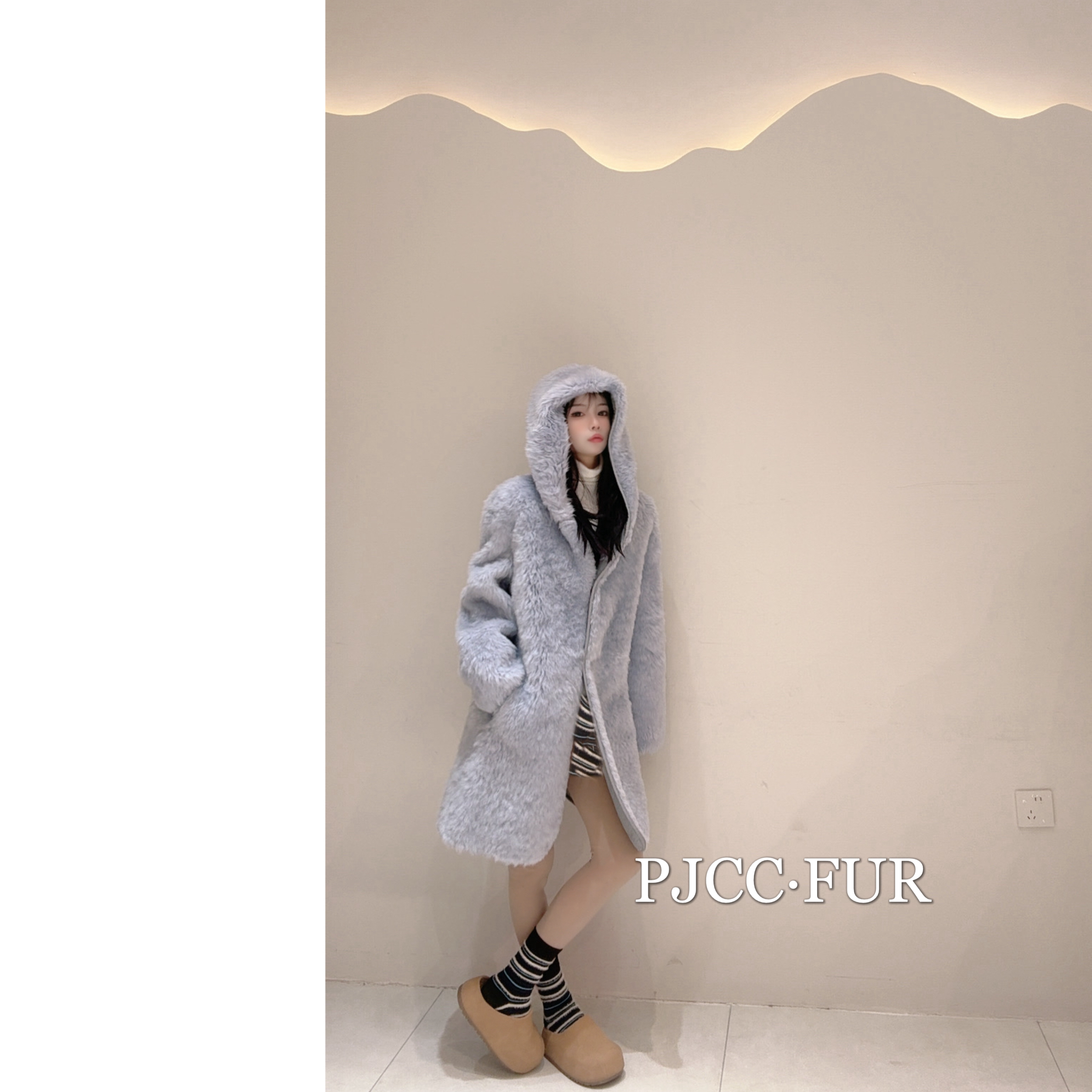 PJCC·FUR“冬日情书"进口皮毛一体中长款雾霾蓝外套女冬季新款