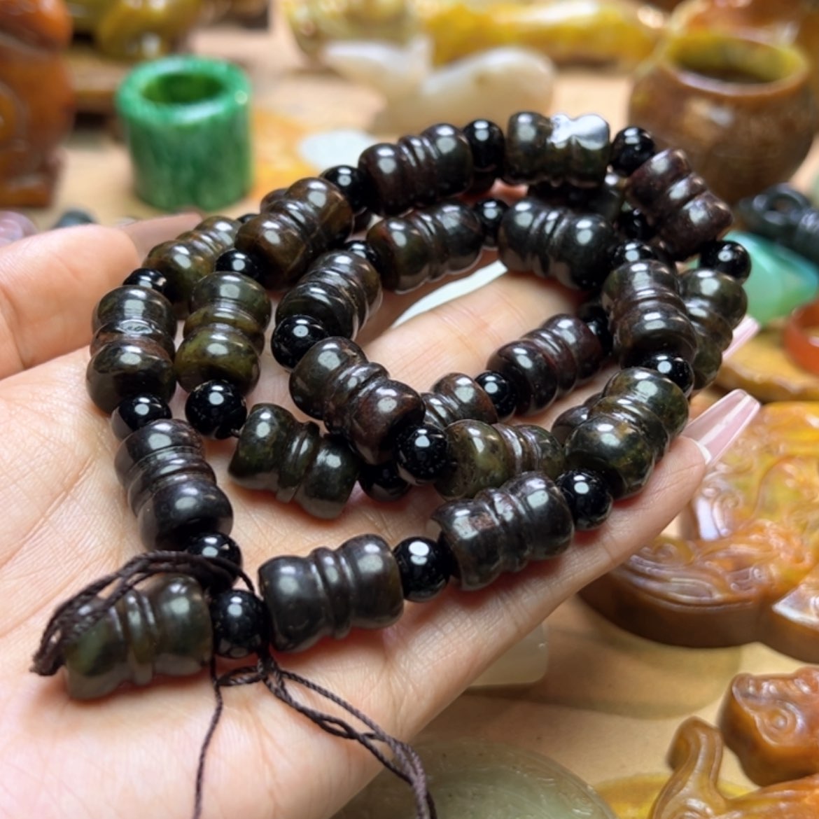 【闪购商品】蛇纹石玉颈饰未镶嵌