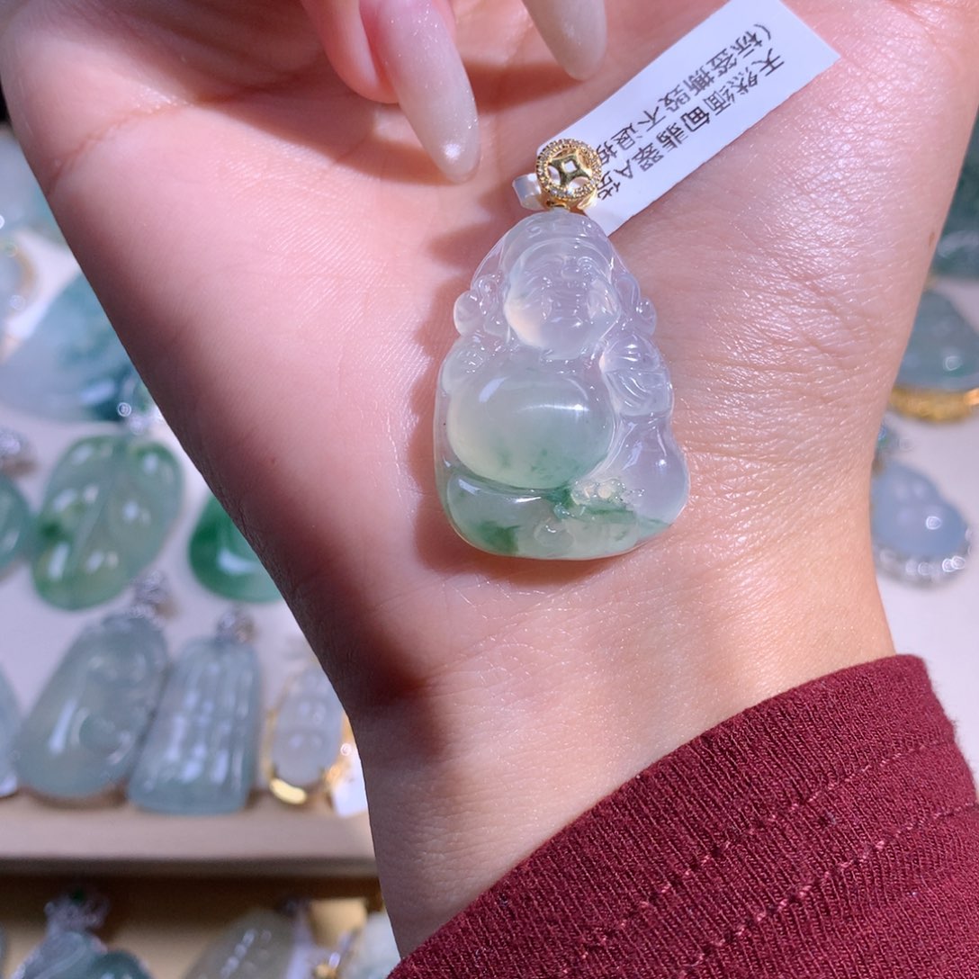 翡翠吊坠(不含链)18K金镶嵌