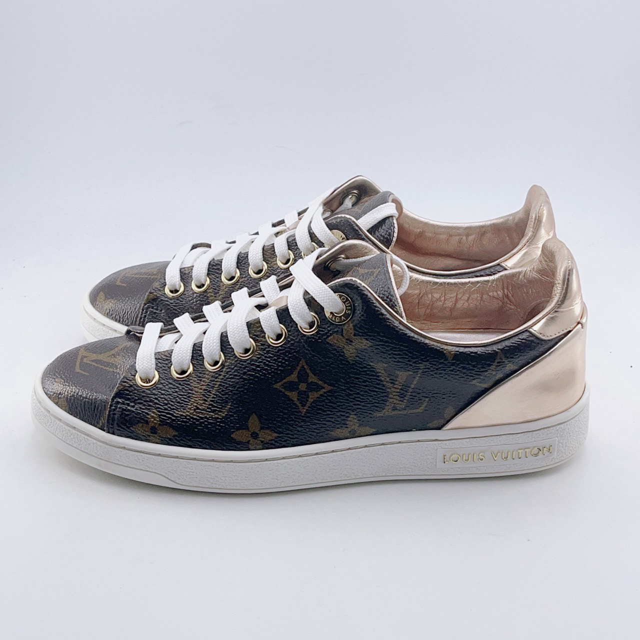 95新 LouisVuitton/路易威登 35码/98新/棕老花经典满印金尾板鞋