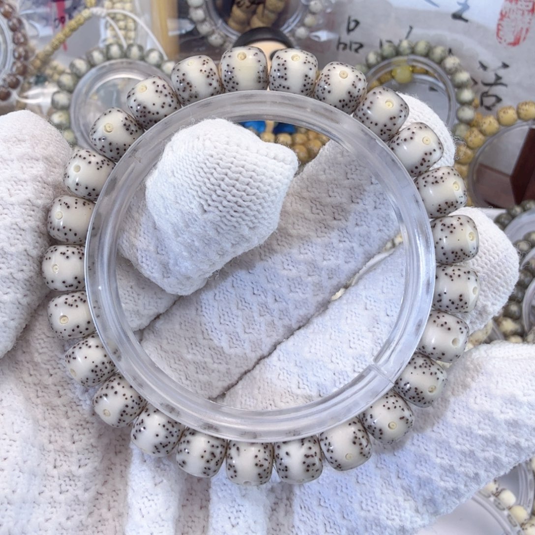 星月菩提手串团**册9/8一线天