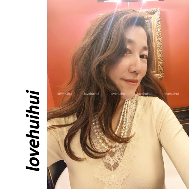 lovehuihui 《暖氧珍珠绒》蕾丝V领带胸垫加厚修身显瘦保暖上衣