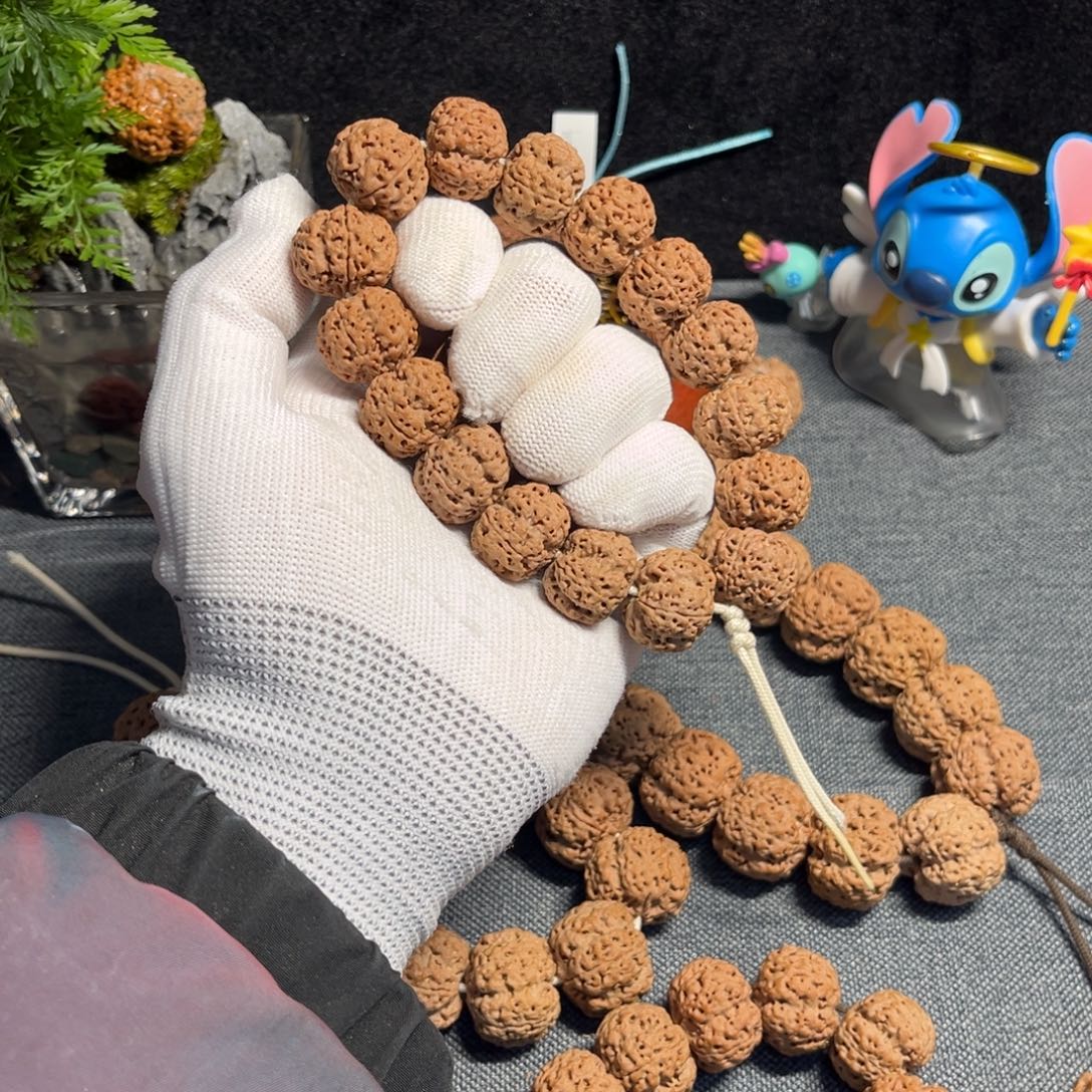 朕***手串金刚菩提梁梅花，头货