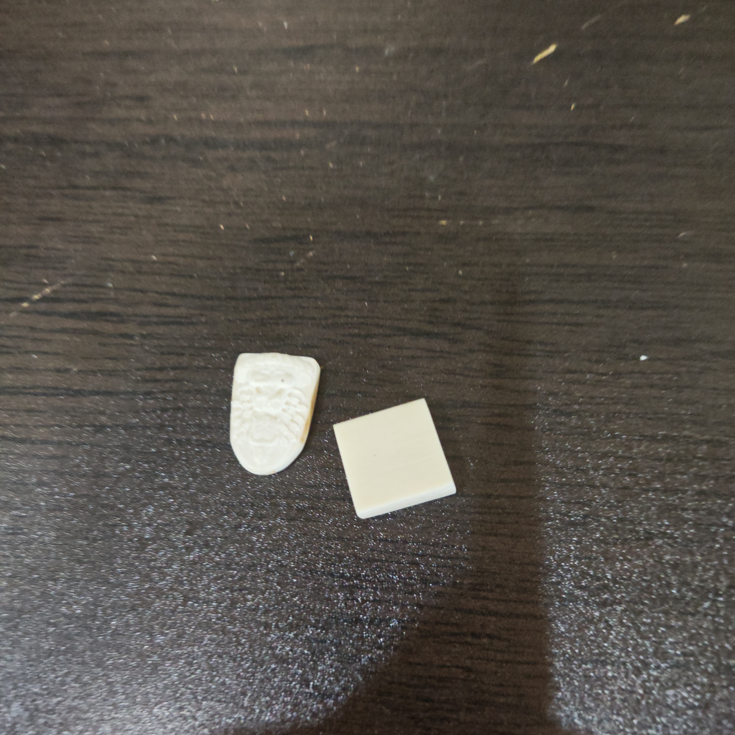 猛犸约6克雕刻件XY322