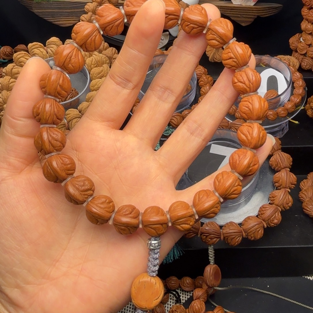 桃核吊坠野生玉龙脊1.3尺寸