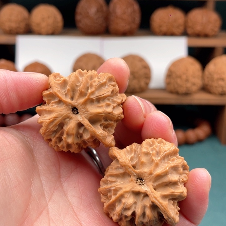 文玩核桃把件39.5苹果园