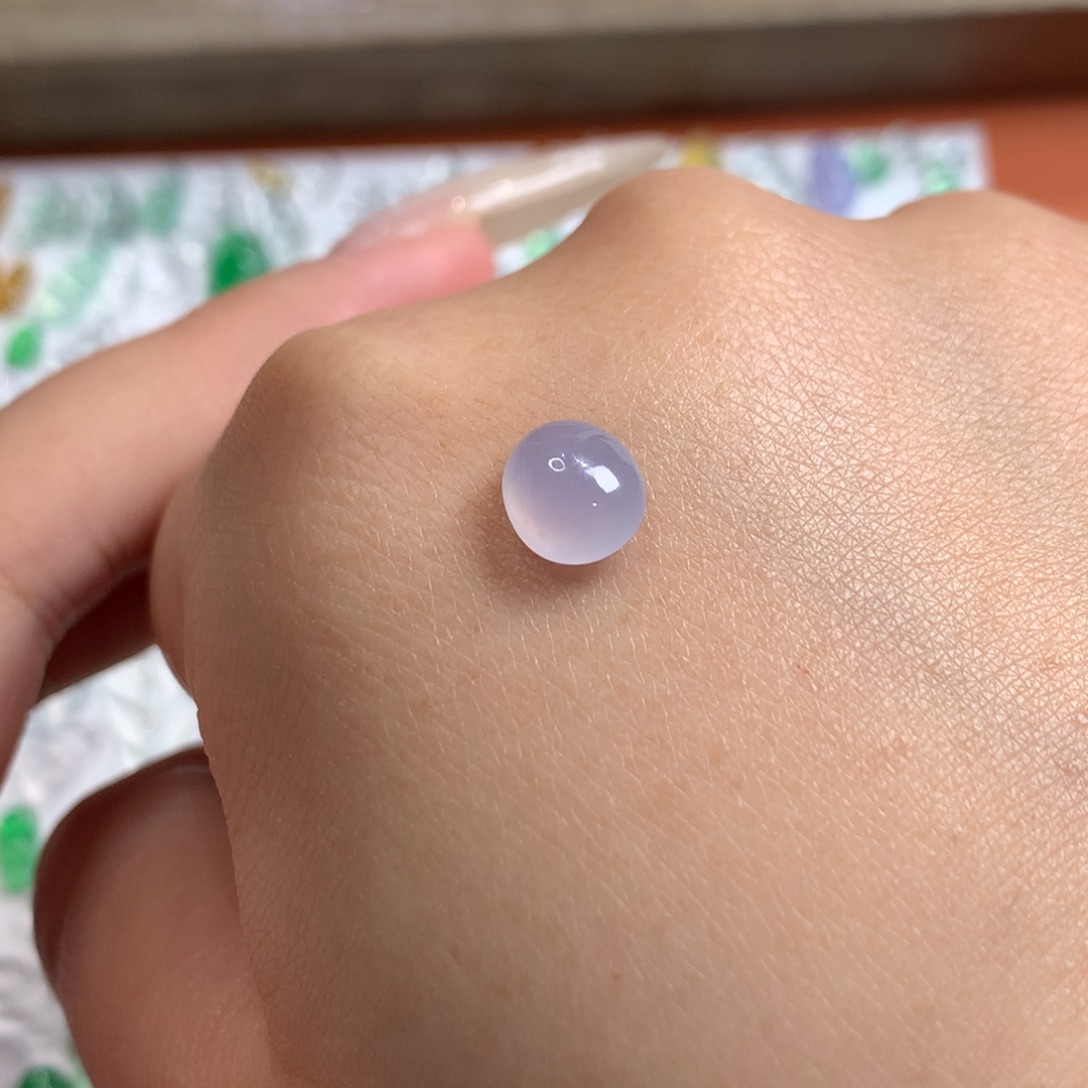 翡翠未镶嵌颈饰粉紫蛋面