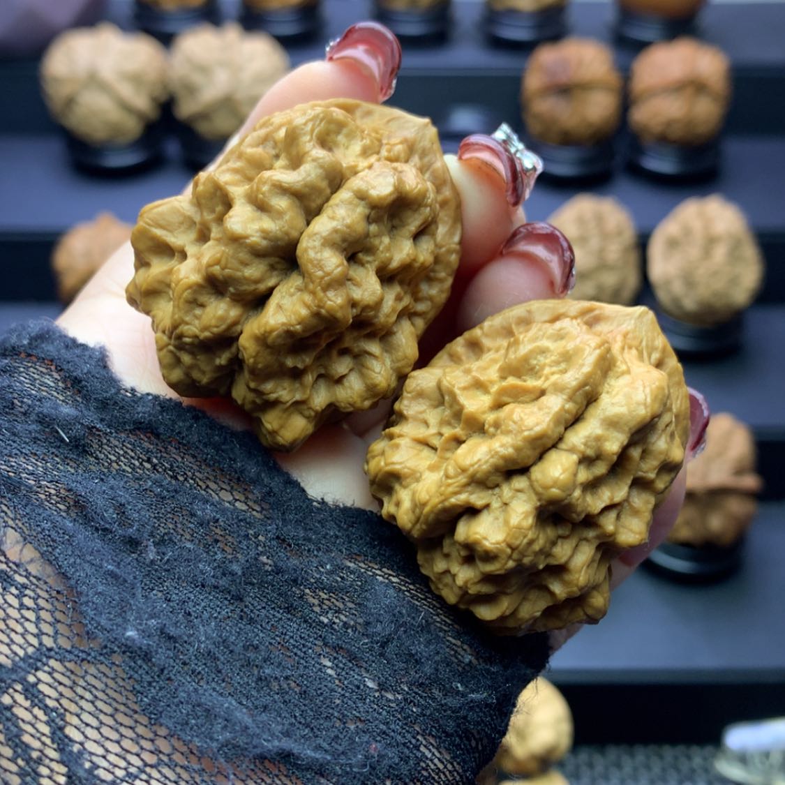 【闪购商品】文玩核桃吊坠老*登山羊王