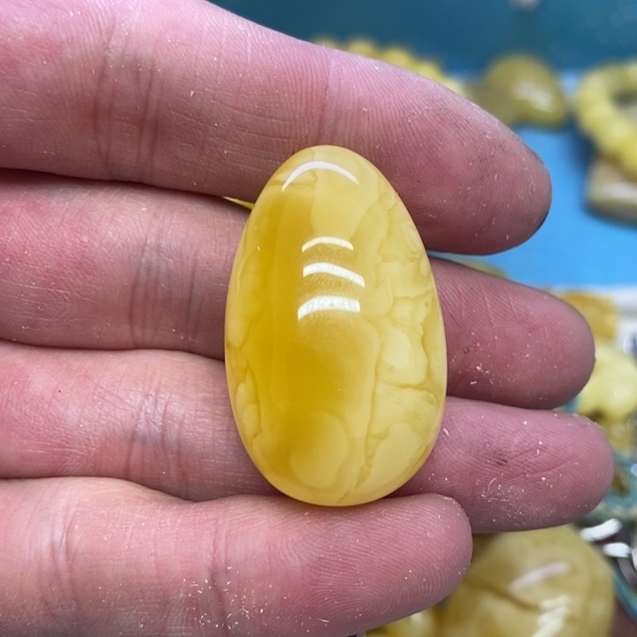 蜜蜡裸石未镶嵌吊坠