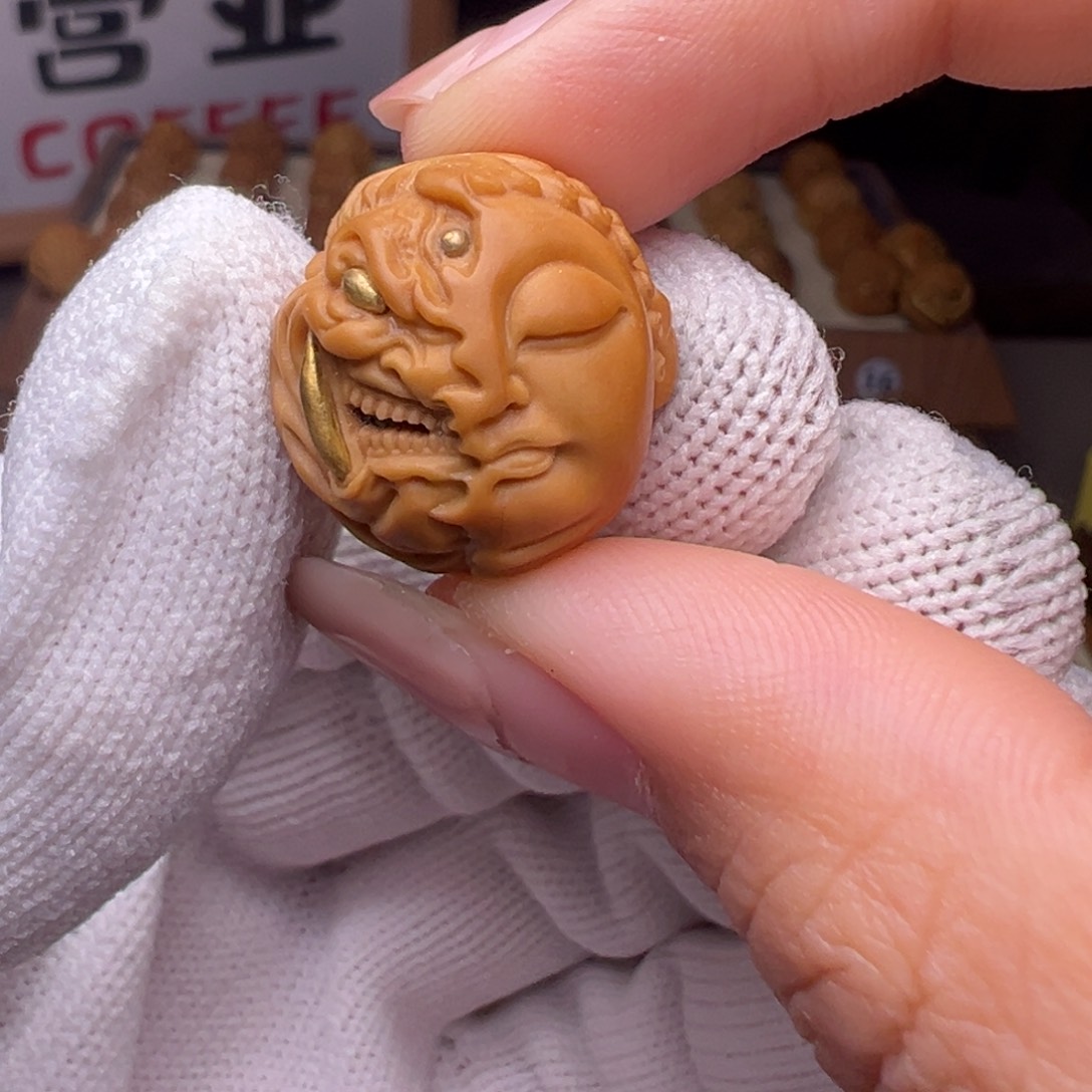 把件猴头核桃镶嵌款佛魔一念全品有正常封口线