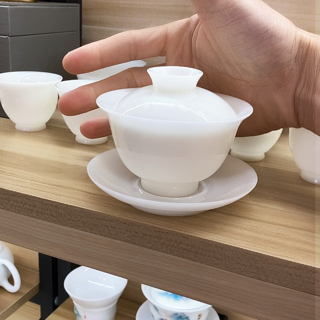 念**歌你也不说句关心一下了么是什么