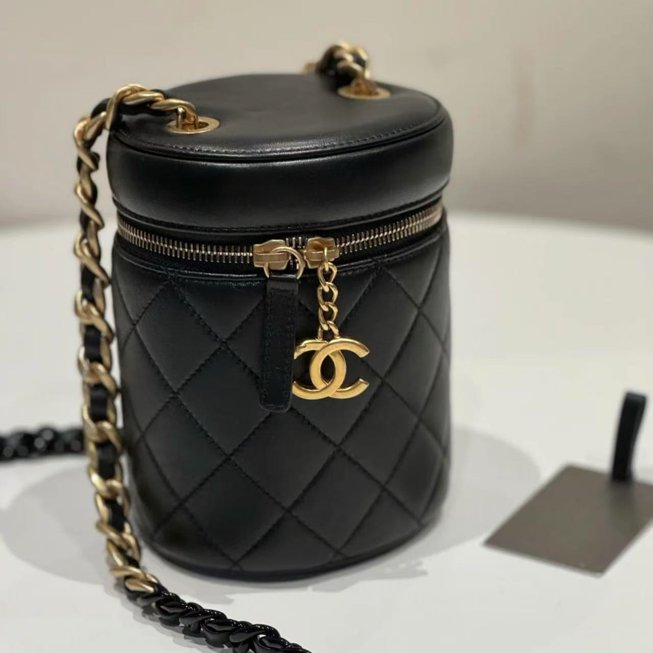 95新 Chanel/香奈儿 泡泡专属/香奈儿22s秀款水桶斜挎包/95新