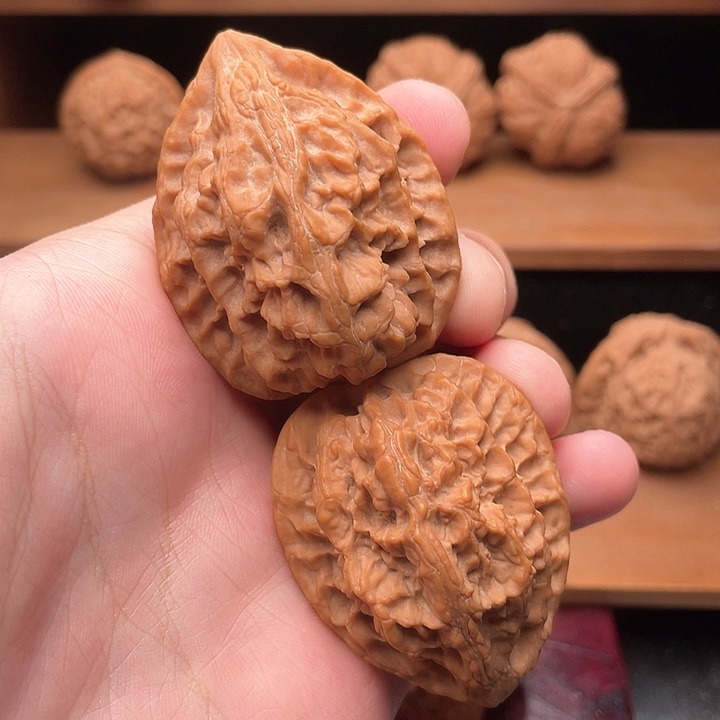 吊坠文玩核桃38.8毕业全品十三陵鸡心