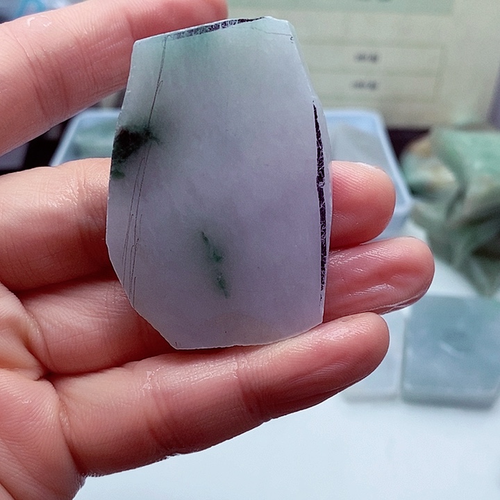 翡翠颈饰未镶嵌缅甸翡翠A货边角