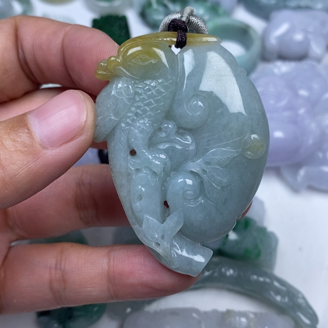 翡翠未镶嵌颈饰翡翠