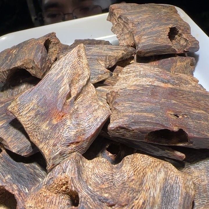 沉香手把件海南老白棋沉水块料50克